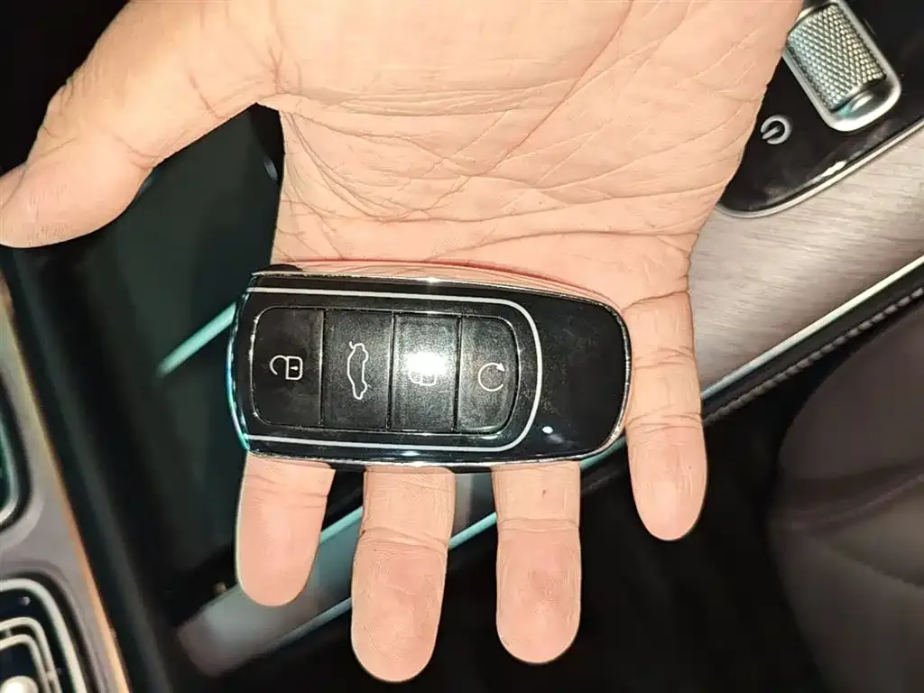 Chery Tiggo 9 C-DM — фото 9
