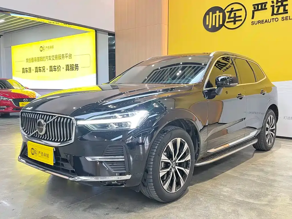 Volvo XC60 — фото 1