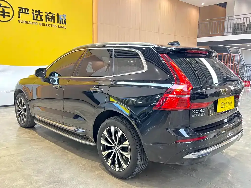 Volvo XC60 — фото 4