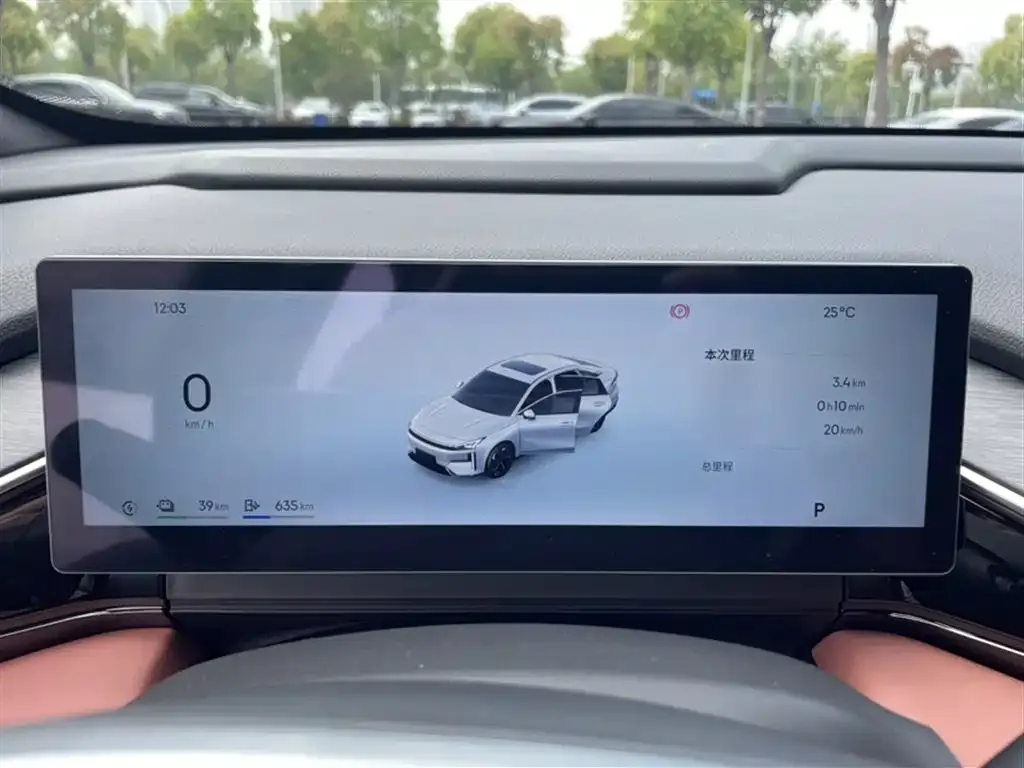 Geely Galaxy L6 — фото 3