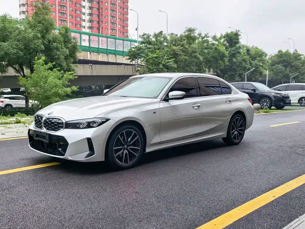 BMW 3 Series — фото 1