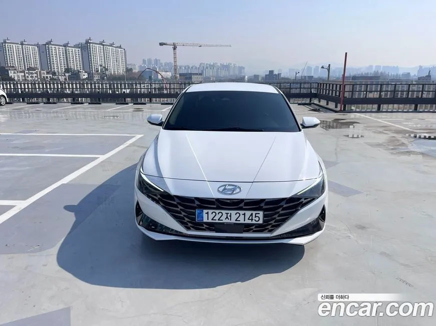 Hyundai AVANTE — фото 1