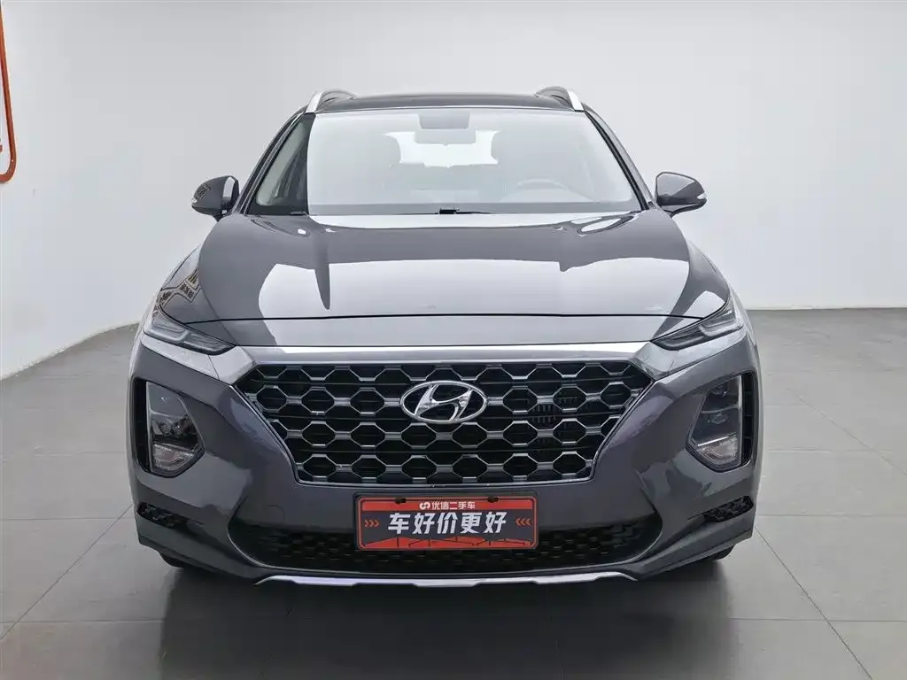 Hyundai Santa Fe — фото 3