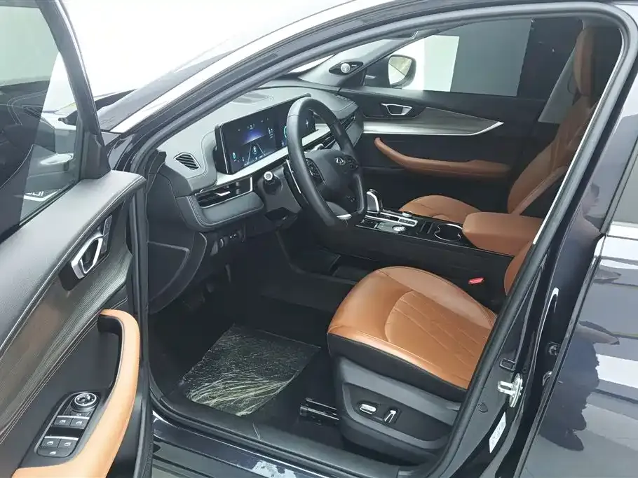 Chery Tiggo 8 PLUS — фото 10