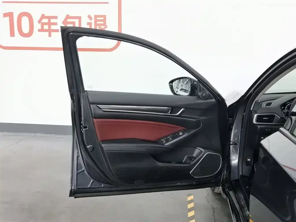 Honda Accord — фото 2
