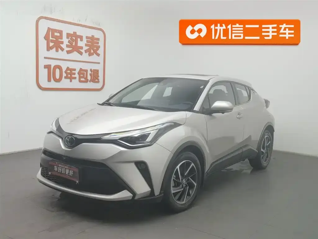 Toyota C-HR — фото 1
