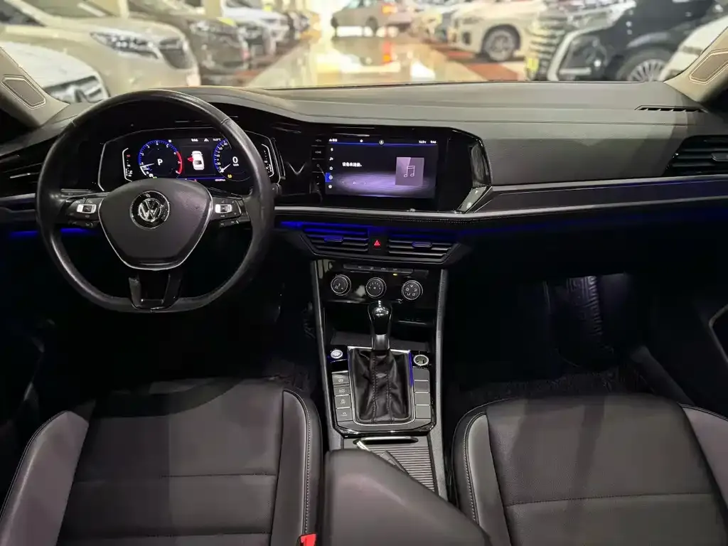 Volkswagen Sagitar — фото 6