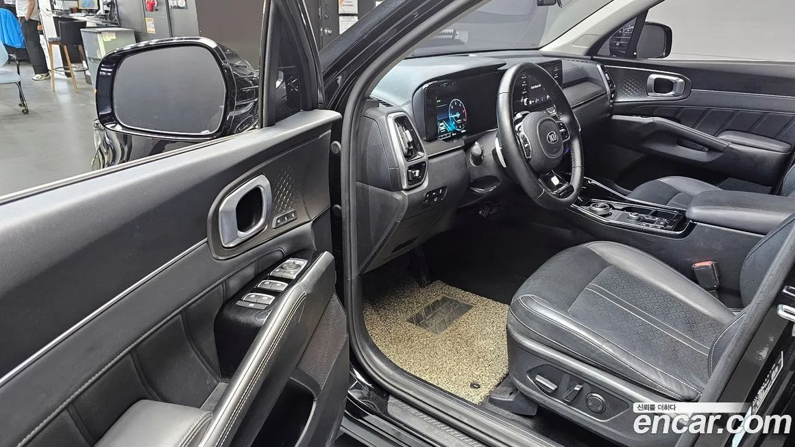 Kia Sorento — фото 9