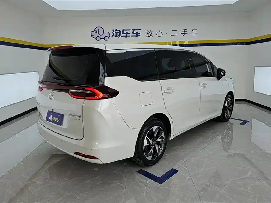 GAC Motor Trumpchi M6 — фото 3