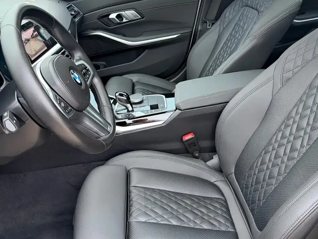 BMW 3 Series — фото 10
