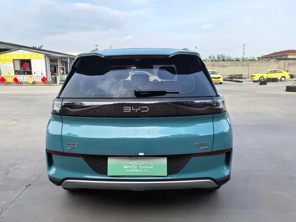 BYD Hiace 05 EV — фото 10