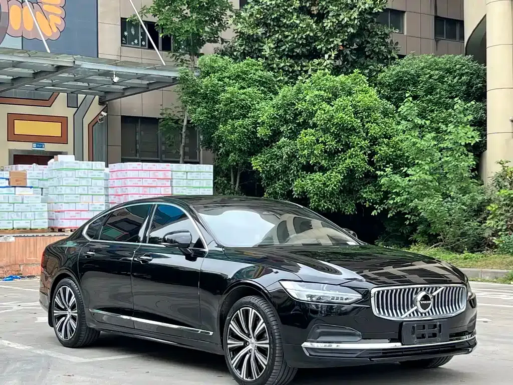 Volvo S90 — фото 6