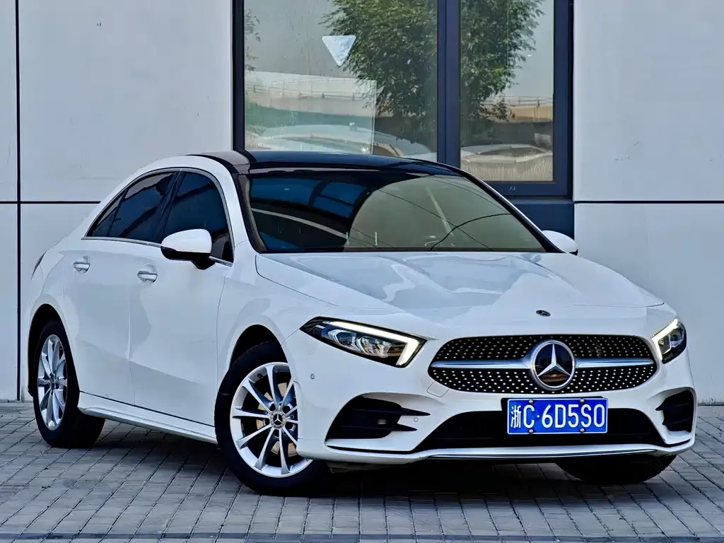 Mercedes-Benz A-Class — фото 6