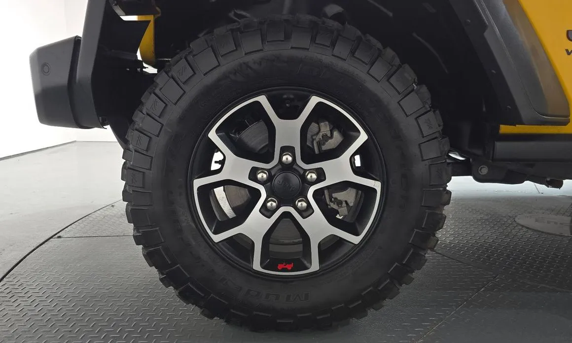 Jeep Wrangler — фото 8