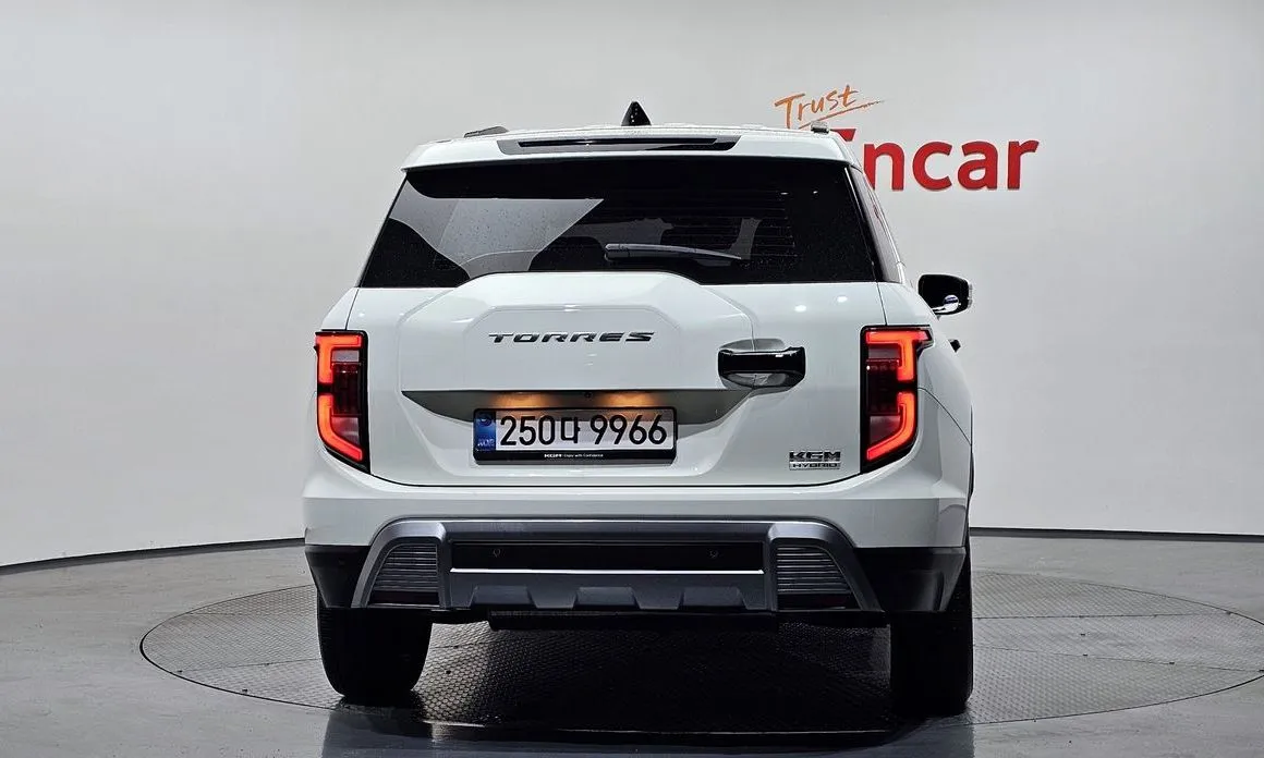 KG Mobility (Ssangyong) Torres — фото 3