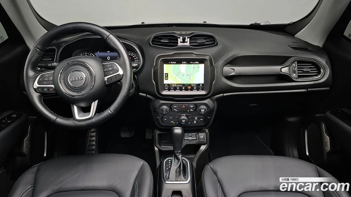 Jeep Renegade — фото 4