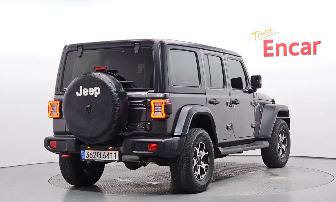 Jeep Wrangler — фото 4