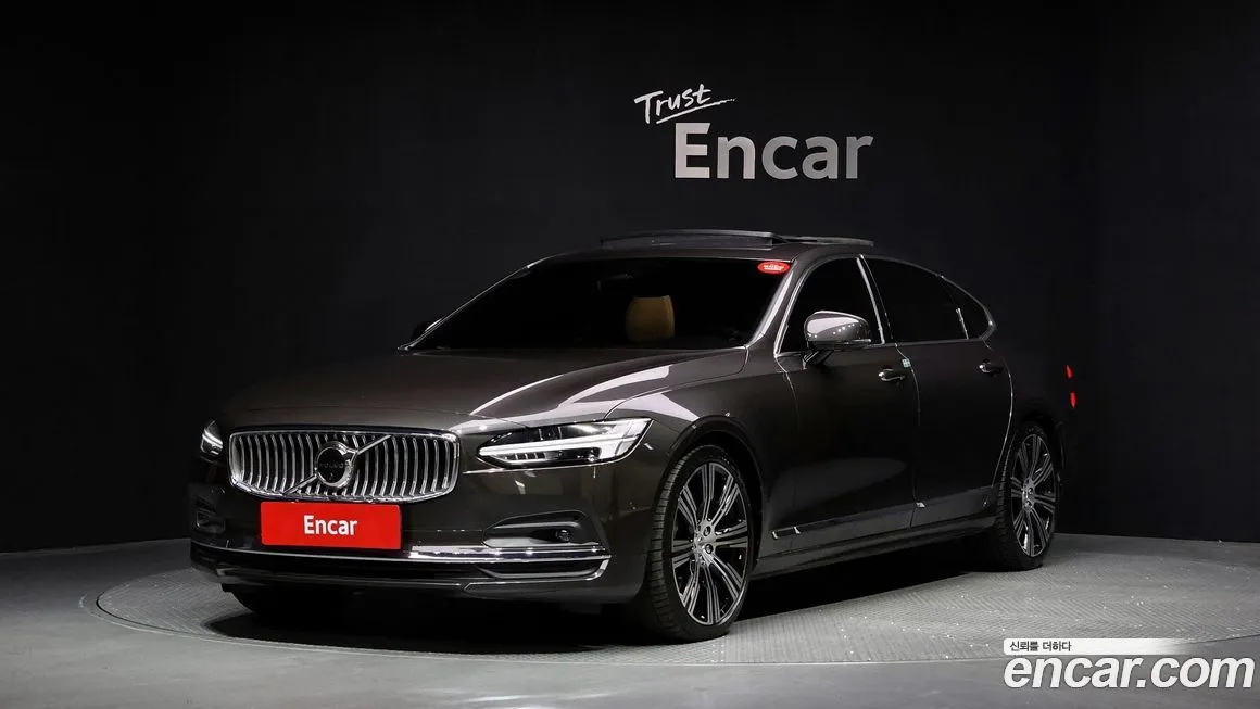 Volvo S90 — фото 1