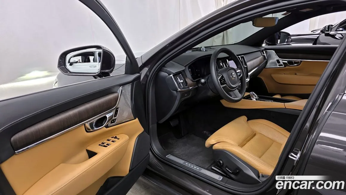 Volvo S90 — фото 9