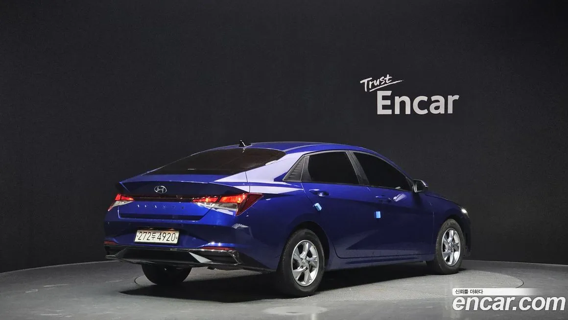 Hyundai AVANTE — фото 2