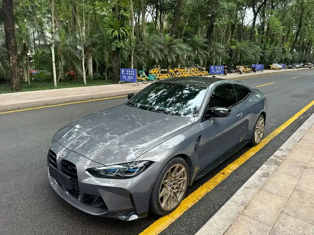 BMW M4 — фото 9