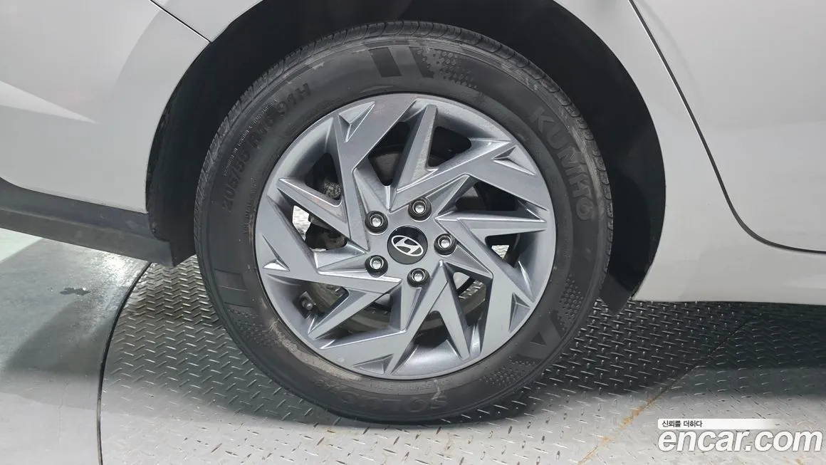 Hyundai AVANTE — фото 7