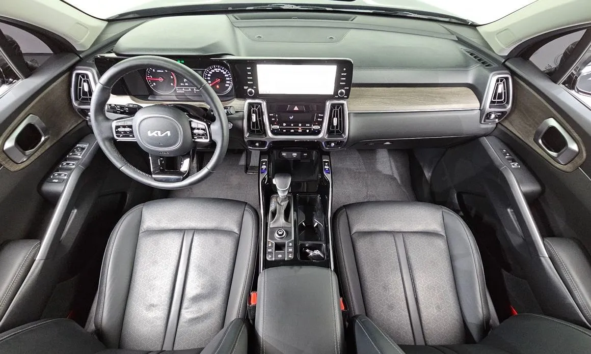 Kia Sorento — фото 5