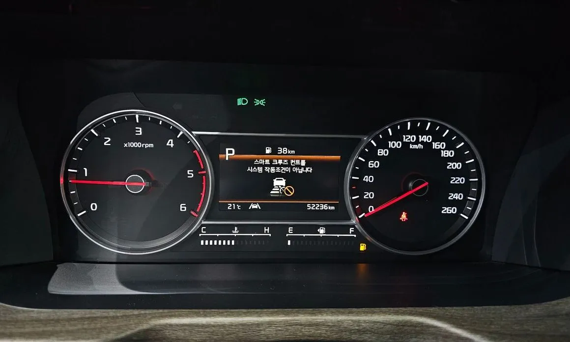 Kia Sorento — фото 10