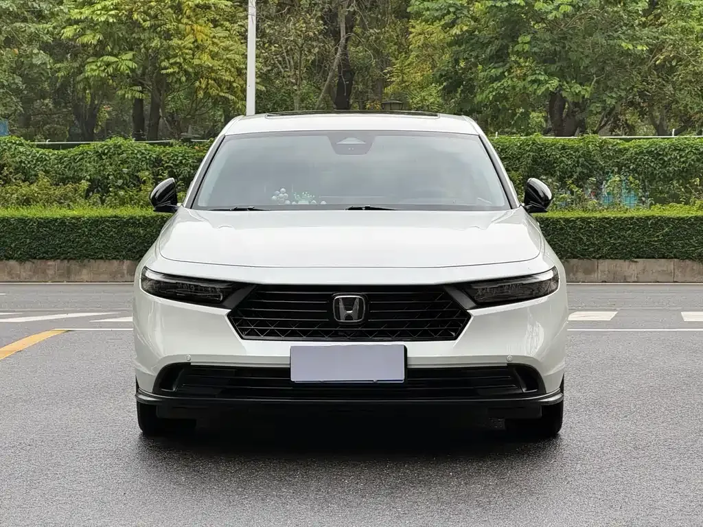 Honda Accord — фото 4