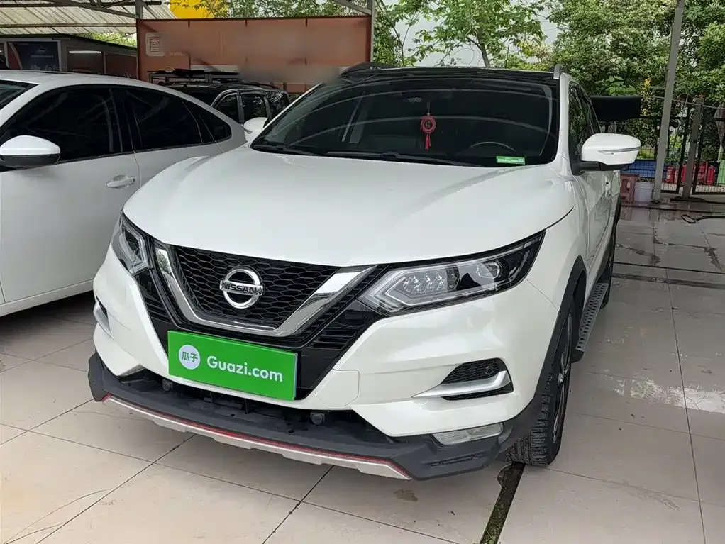 Nissan Qashqai — фото 7