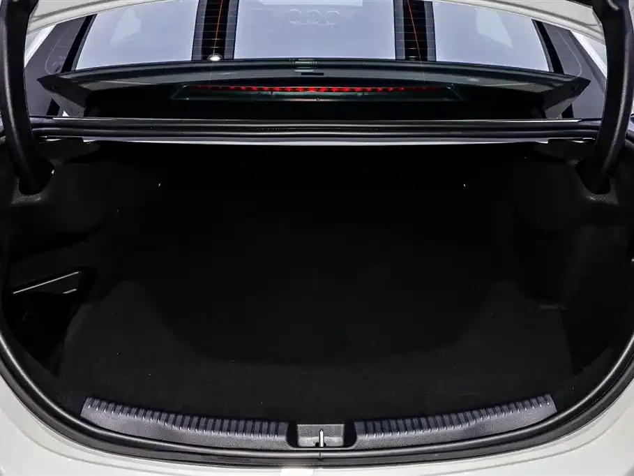 Mercedes-Benz C-Class New Energy — фото 2