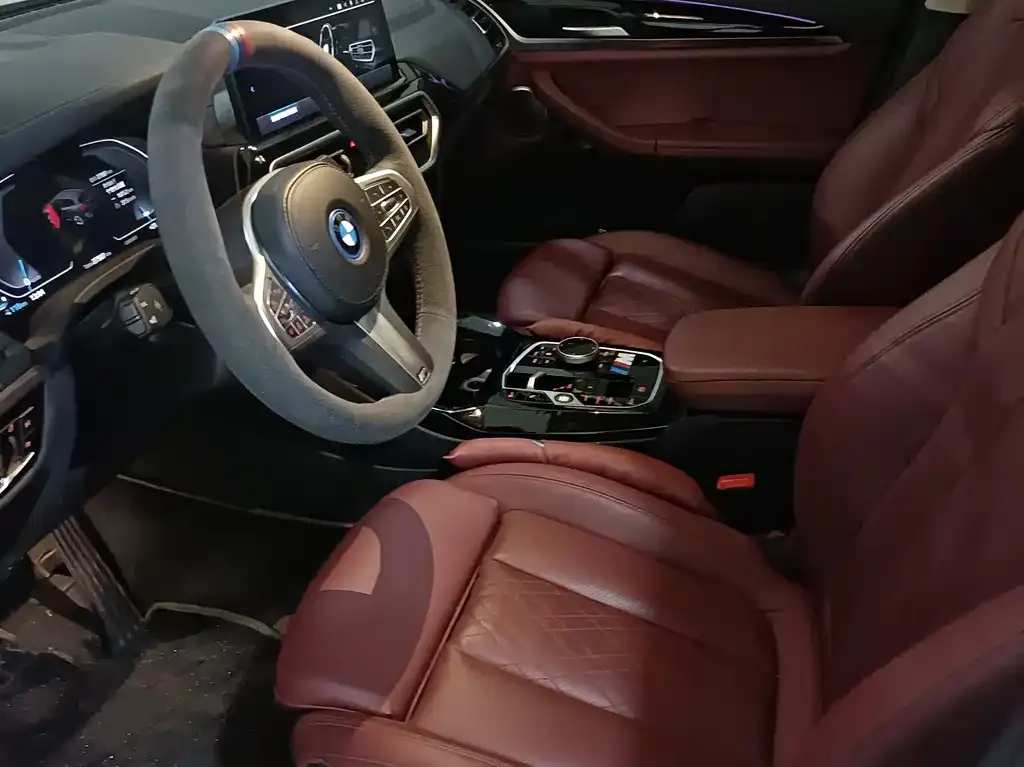 BMW iX3 — фото 9