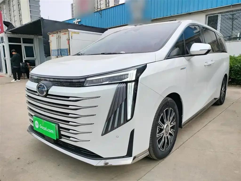 GAC Motor Trumpchi E9 — фото 1