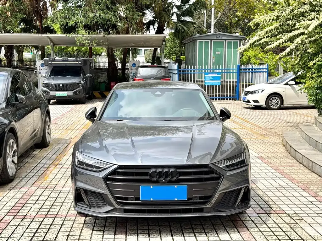 Audi A7 — фото 10