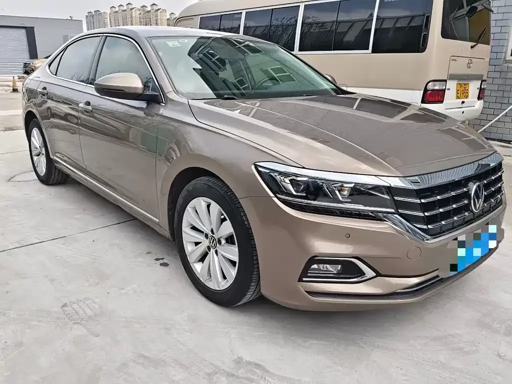 Volkswagen Passat — фото 4