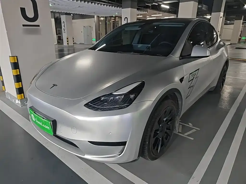 Tesla Model Y — фото 4