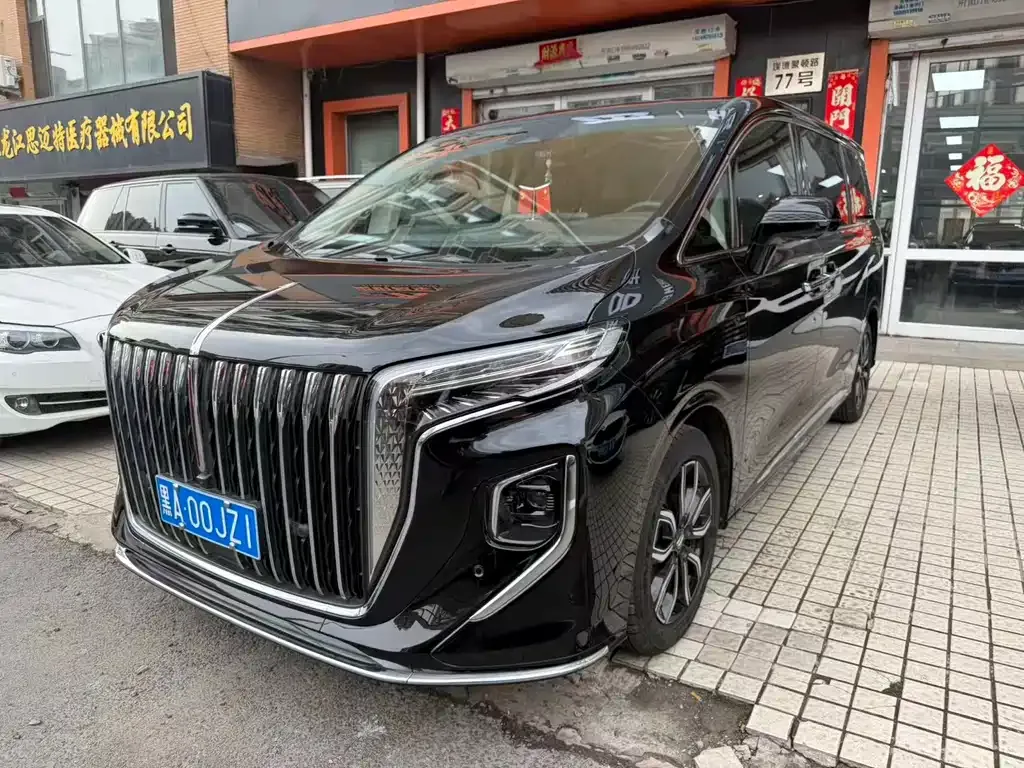 Hongqi HQ9 — фото 1