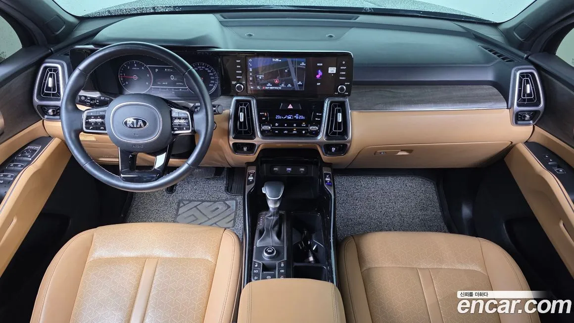Kia Sorento — фото 7