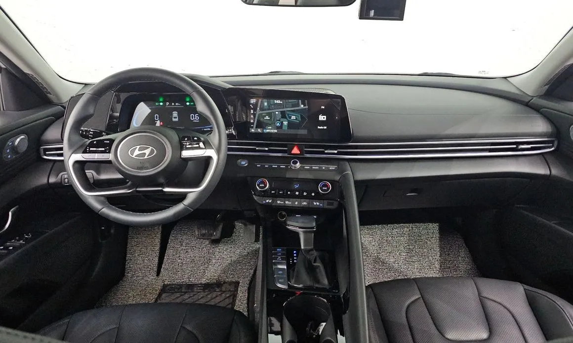 Hyundai AVANTE — фото 9
