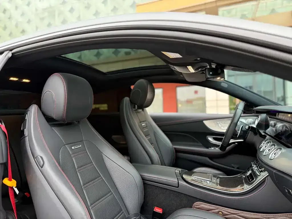 Mercedes-Benz E-Class AMG — фото 10