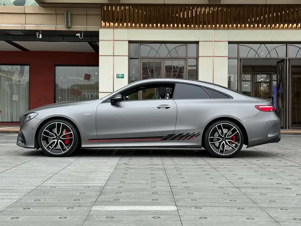 Mercedes-Benz E-Class AMG — фото 5