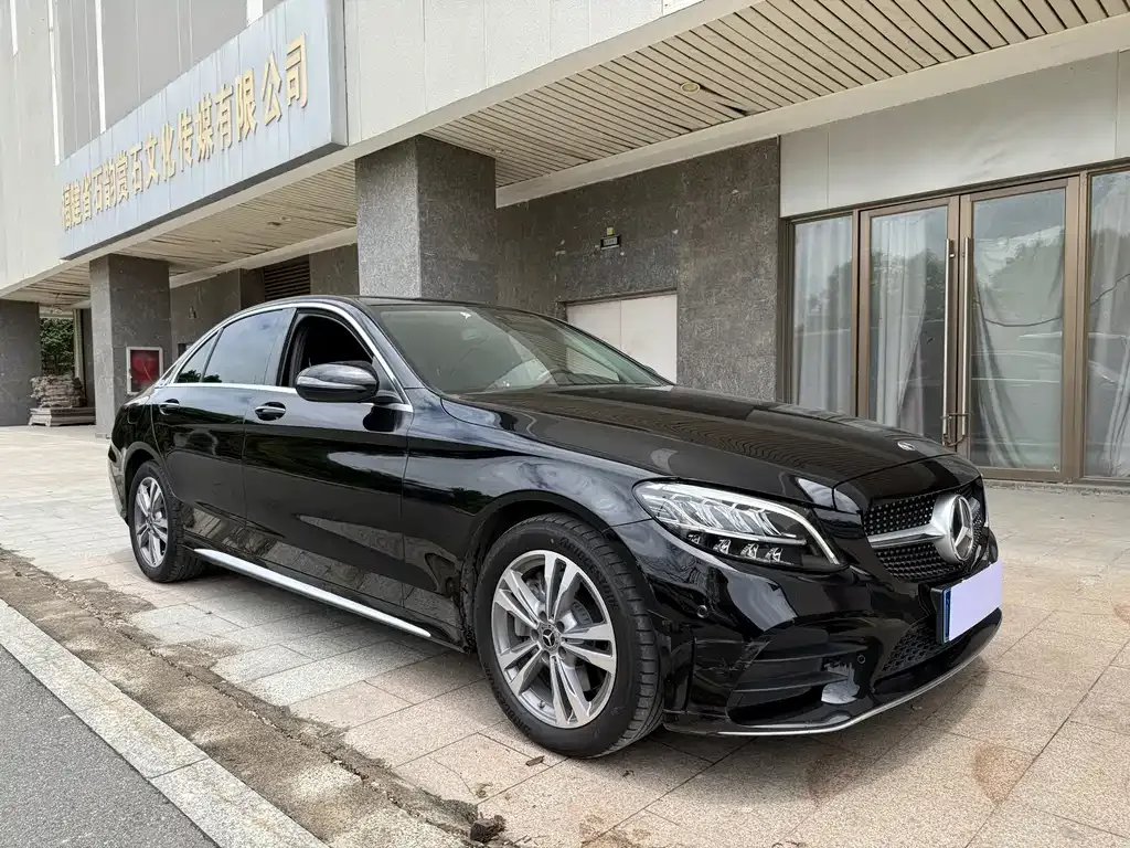 Mercedes-Benz C-Class — фото 10