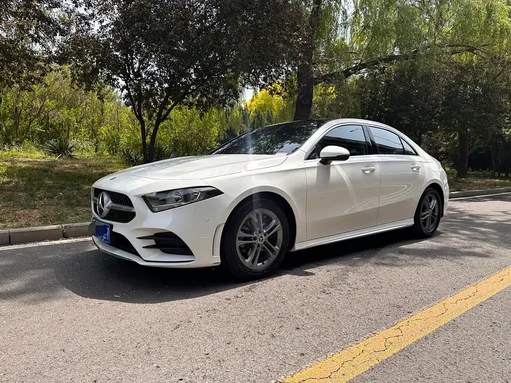 Mercedes-Benz A-Class — фото 1