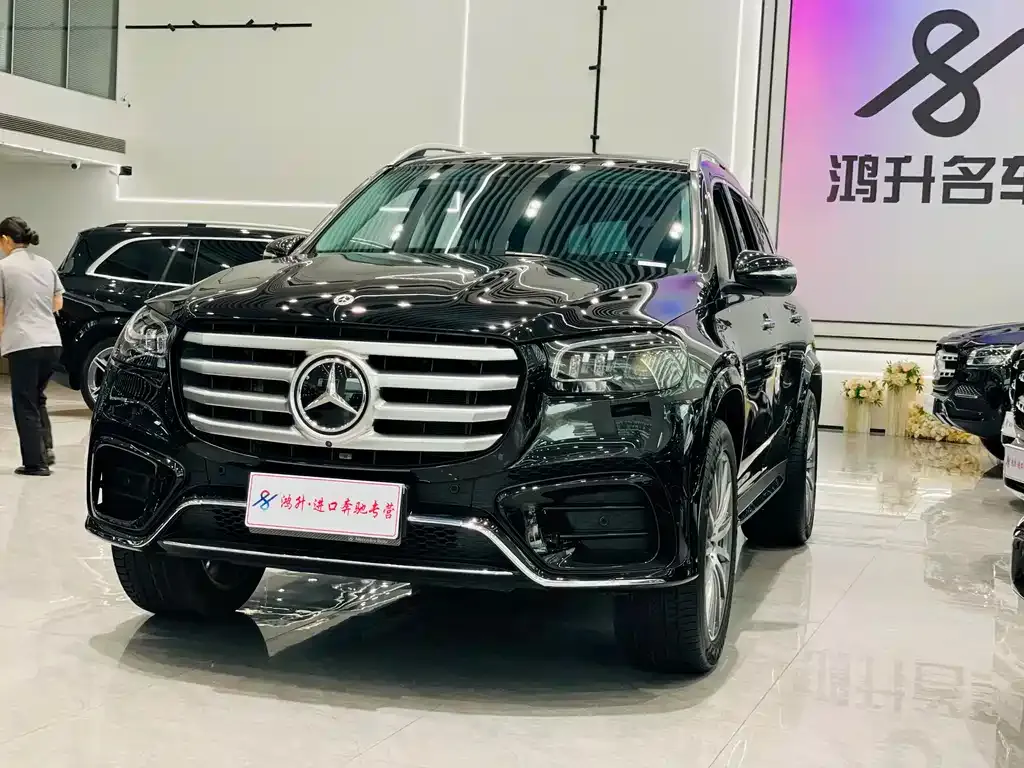 Mercedes-Benz GLS — фото 1