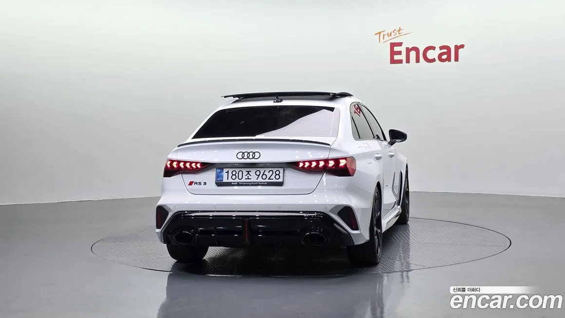 Audi RS3 — фото 5