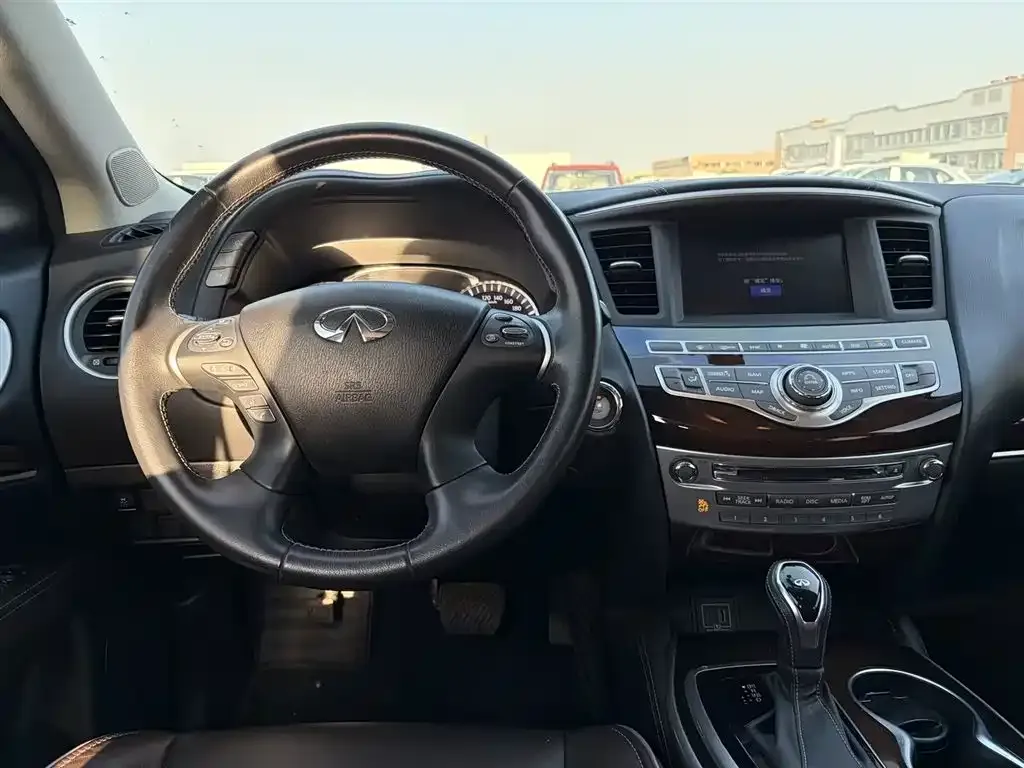 Infiniti QX60 (Import) — фото 6