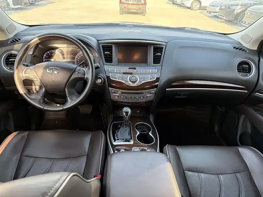 Infiniti QX60 (Import) — фото 8
