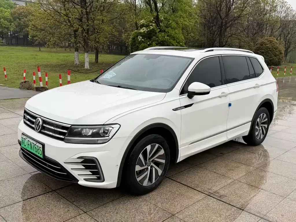 Volkswagen Tiguan L New Energy — фото 9