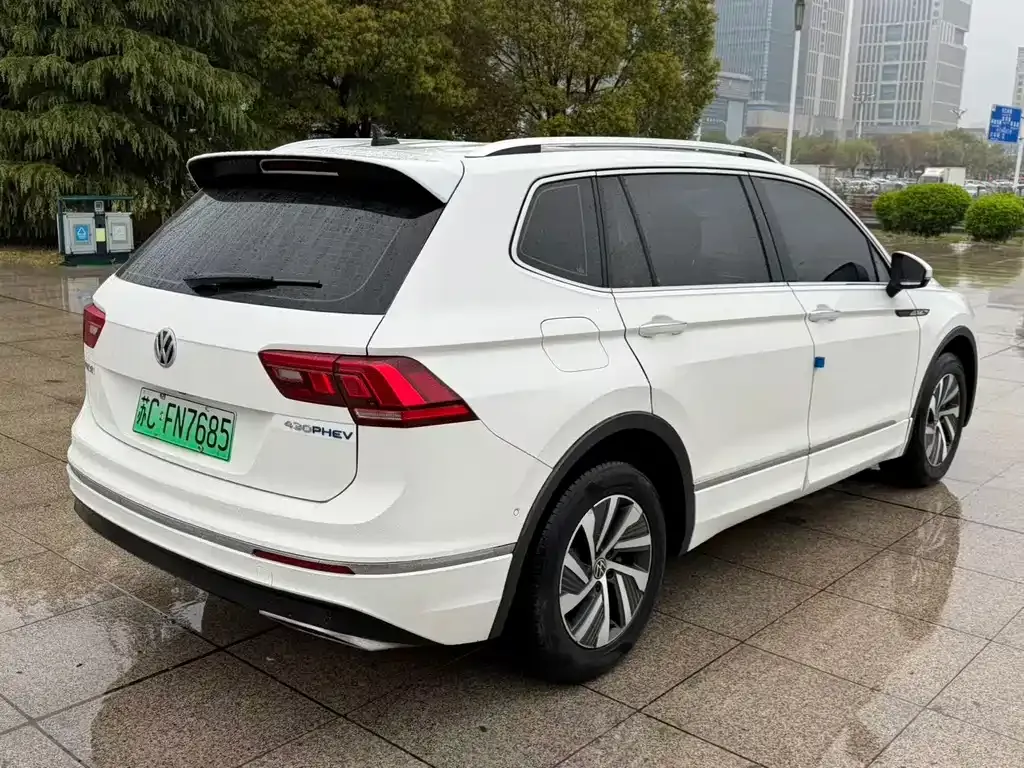Volkswagen Tiguan L New Energy — фото 7