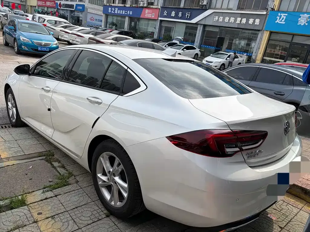 Buick Regal — фото 4